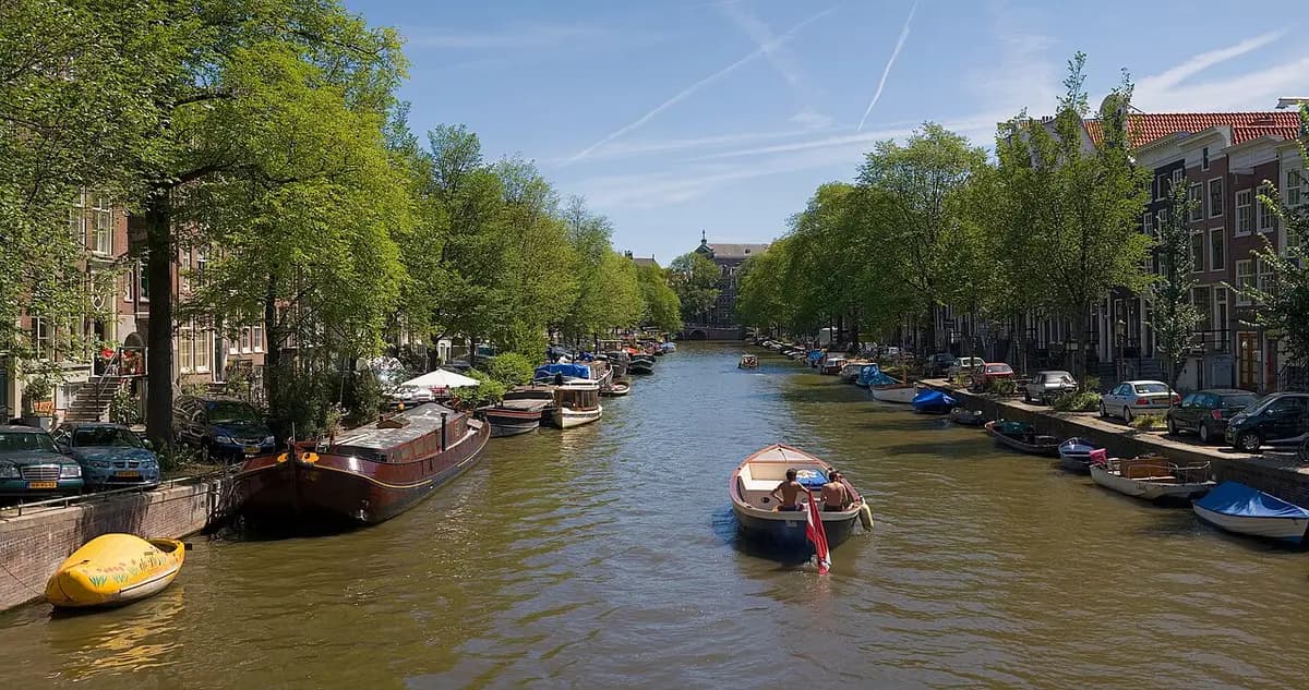 Amsterdam Canals - July 2006